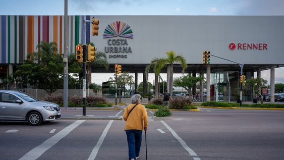 El shopping de Costa Urbana, en Ciudad de la Costa