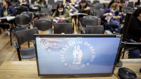 Búsqueda | La universidad estatal registró números particularmente altos de inscripciones en los últimos tres años. Foto: Nicolás Garrido / Búsqueda