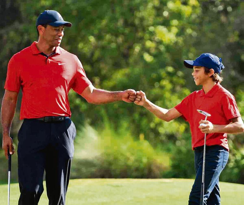 Tiger Woods y su hijo Charlie