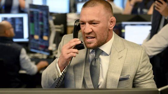 La estrella irlandesa de artes marciales mixtas, Conor McGregor, atiende un evento de caridad en Nueva York el 11 de setiembre de 2025.