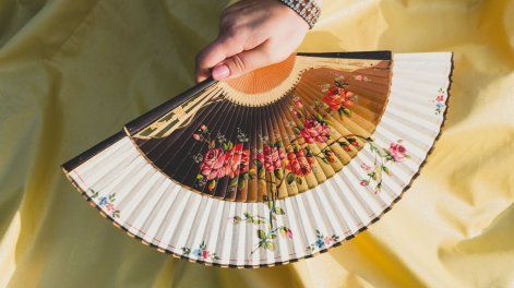 El abanico: despojado de viejos prejuicios, vuelve más democrático y diverso