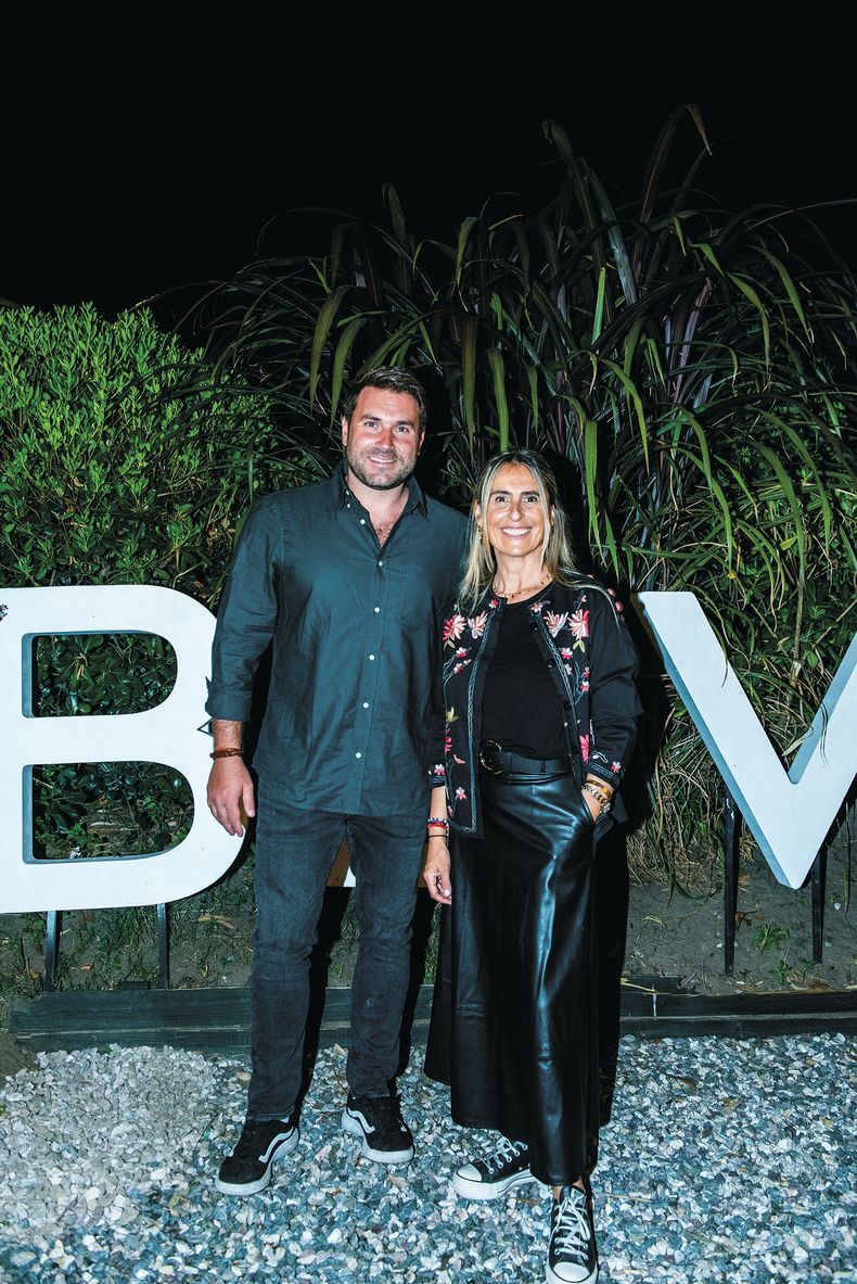 De BBVA: ejecutivo de Banca Premium Augusto Tricotti y directora de Comunicación Carolina Gianola