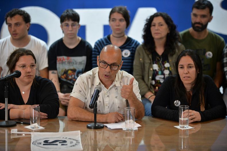 Conferencia de prensa de al comisión nacional Afirmá tus derechos, tras los resultados primarios del plebiscito de la seguridad social
