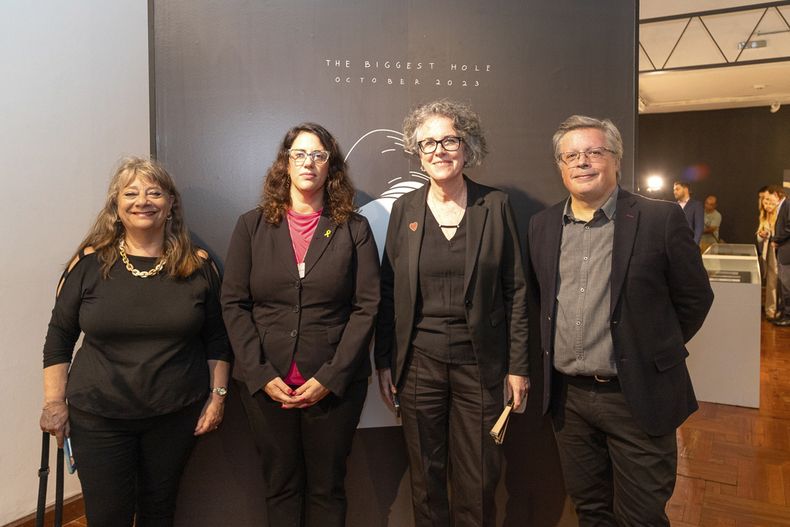 Presidenta del Centro Recordatorio del Holocausto Rita Vinocur, embajadora de Israel Michal Hershkovitz, directora nacional de Cultura Mariana Wainstein y director del Museo Nacional de Artes Visuales Enrique Aguerre