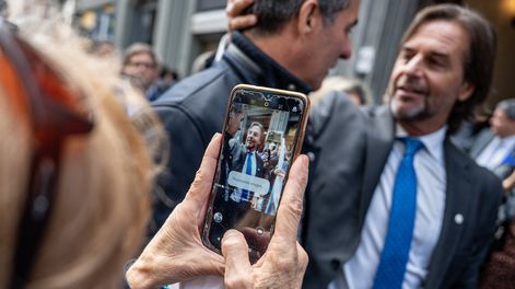 El oficialismo y la oposición juegan sus últimas cartas de cara al domingo, con Orsi y Lacalle Pou en el territorio