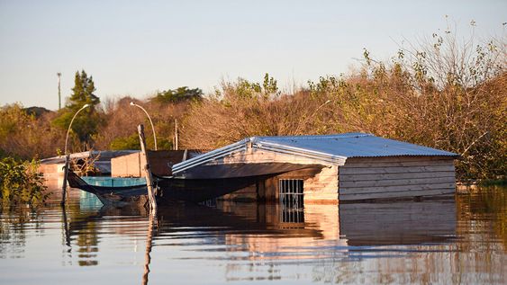 Inundación en Salto. Foto: Nicolás Celaya, adhocFOTOS Inundación en Salto. Foto: Nicolás Celaya, adhocFOTOS