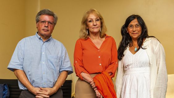 Intendenta de Montevideo Carolina Cosse y Alicia Guglielmo, presidenta de la Cámara Uruguaya del Libro