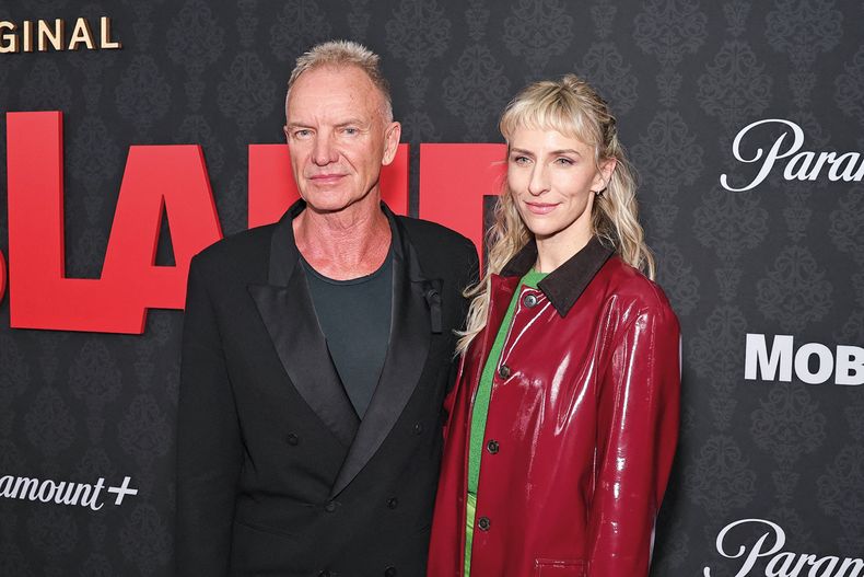 Sting asistió a la première de la nueva serie Mobland en el SVA Theatre de Nueva York, junto con su hija Mickey Sumner