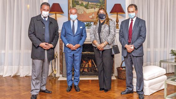 Ministro de Salud Pública Daniel Salinas, embajador de Francia Hugues Moret, ministra de Vivienda Irene Moreira y senador Guido Manini Ríos