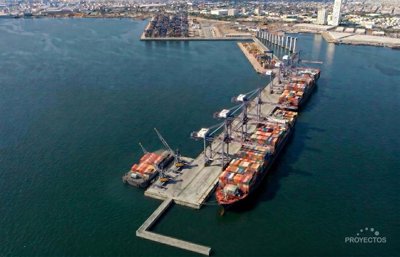 Render de la terminal especializada de contenedores proyectada por Neltume Ports.