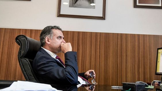 Yamandú Orsi. Foto: Javier Calvelo / adhocFOTOS Yamandú Orsi. Foto: Javier Calvelo / adhocFOTOS