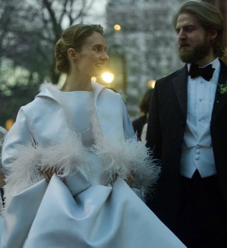 Maya Hawke y Christian Lee Houston comenzaron su relación en 2023, aunque hicieron su primera aparición pública recién a inicios del 2025.