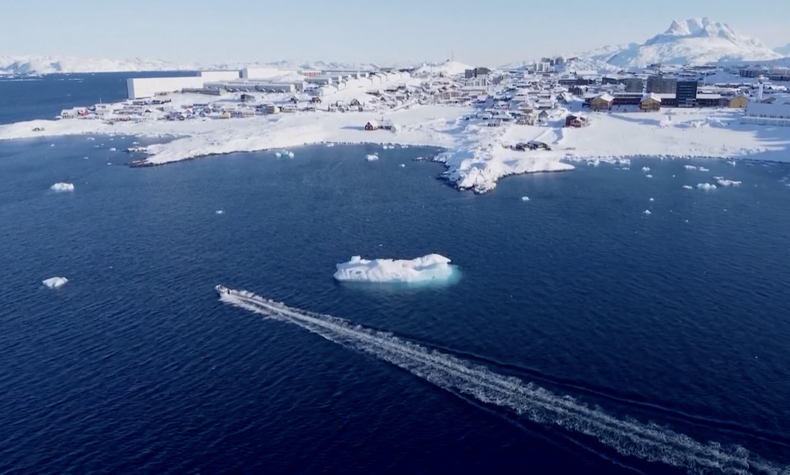 Trump insiste en adquirir Groenlandia tras reunión.