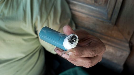 La encuesta averiguó la posición de los uruguayos sobre las medidas tomadas para reducir el narcotráfico y el consumo de drogas La encuesta averiguó la posición de los uruguayos sobre las medidas tomadas para reducir el narcotráfico y el consumo de drogas