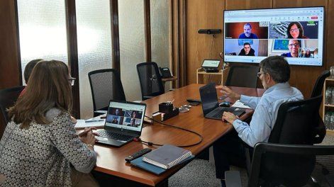 Elisa Facio y Pascual Gattas durante la reunión con Nvidia, 15 de febrero de 2024.