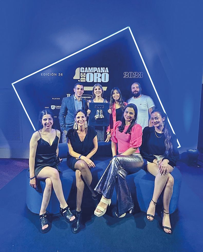 De McDonald’s, el anunciante del año: Juan Olivera, Verónica Meeuwes, Vanessa Bessero, Nicolás Luzardo, Yamila Corrales, Paula Espasandín, Tania Serres y Sol Carreras