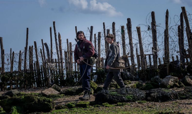 Aaron Taylor-Johnson y Alfie Williams en Exterminio: la evolución