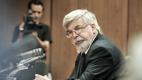 imagen de Bonomi festejó que la Presidencia pase a intervenir en temas  de seguridad, pues ni la Policía ni el Mides “marcaban el rumbo”