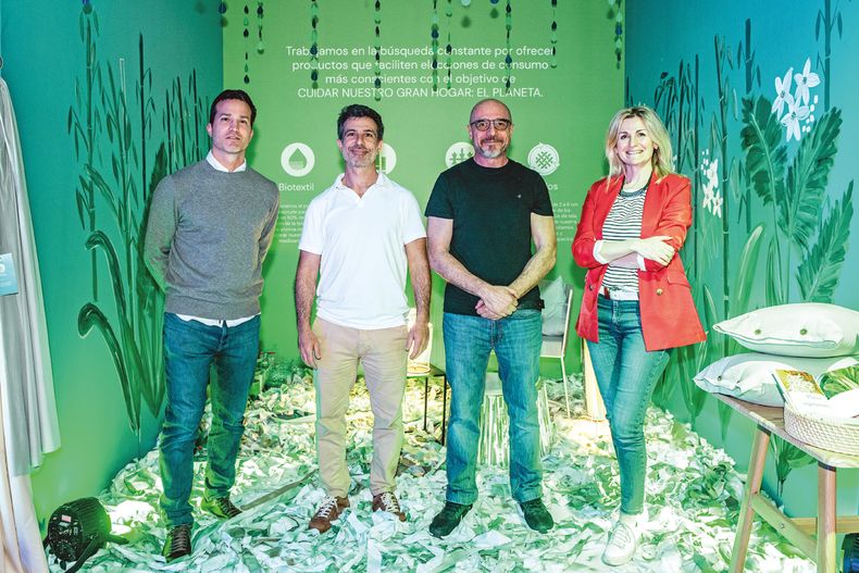 De Arredo: director de Finanzas Ignacio Monte, director comercial Christian Finkelstein, director de Marca y Producto Roberto Alessi y CEO Silvana Bergonzi