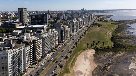 Rambla de Montevideo. Rambla de Montevideo.