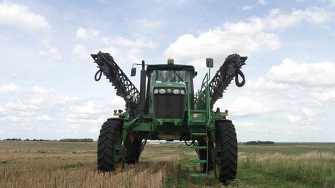 imagen de El gobierno busca regular el uso de plaguicidas