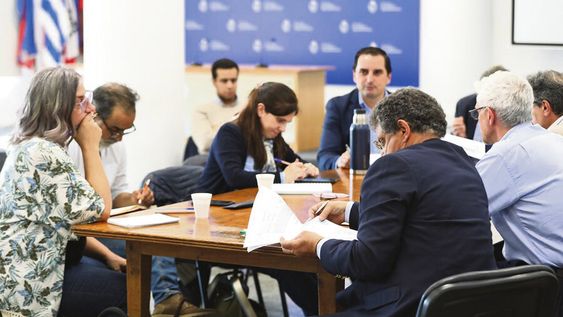 La negociación del sector salud, en su cierre. Foto: SMU La negociación del sector salud, en su cierre. Foto: SMU