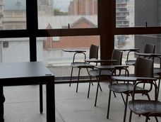 Uno de los salones nuevos de la Facultad de Artes. Uno de los salones nuevos de la Facultad de Artes.