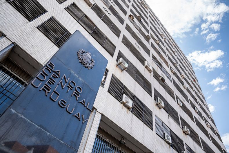 El BCU compró dólares en el mercado por última vez a fin de agosto de 2021