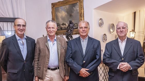 Asesor de la Soberana Orden de Malta en Uruguay Santiago Fonseca, embajador de la Soberana Orden de Malta en Uruguay Sigismund von HabsburgLothringen, Horacio Gutiérrez Galeana y Julio Aznárez, caballeros de la Soberana Orden de Malta Asesor de la Soberana Orden de Malta en Uruguay Santiago Fonseca, embajador de la Soberana Orden de Malta en Uruguay Sigismund von HabsburgLothringen, Horacio Gutiérrez Galeana y Julio Aznárez, caballeros de la Soberana Orden de Malta