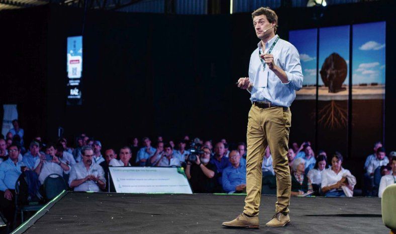 El doctor Agustín Pagani, productor agropecuario, docente e investigador independiente.