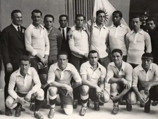 La selección uruguaya campeona olímpica de 1924.