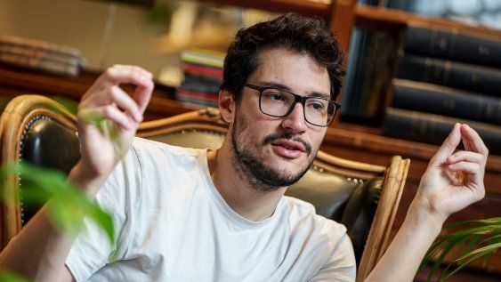 Emanuel Bremermann durante la entrevista con Búsqueda.