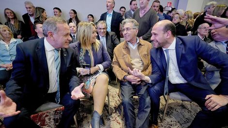 Lanzamiento de la plataforma del Partido Nacional D Centro . Foto: Javier Calvelo / adhocFOTOS