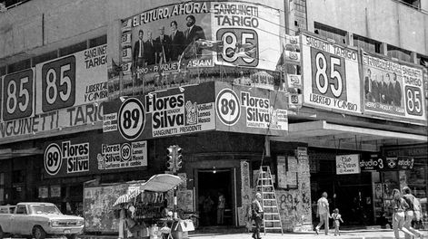 Local del Partido Colorado du rante la campaña electoral. Esquina de la Avenida 18 de Julio y Río B ranco. Noviembre de 1984