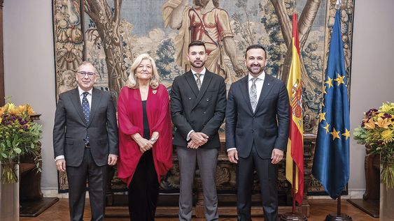 De la Embajada de España: ministro consejero Carlos Domínguez Díaz, cónsul General María Victoria Scola Pliego, Sami Swidani y embajador Santiago Jiménez De la Embajada de España: ministro consejero Carlos Domínguez Díaz, cónsul General María Victoria Scola Pliego, Sami Swidani y embajador Santiago Jiménez