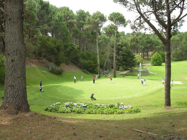 imagen de Con una intensa actividad en todas sus canchas, Punta del Este se convierte en el centro golfístico del verano