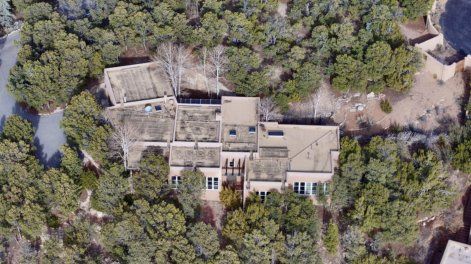 &nbsp;La casa donde falleció el actor junto a su esposa en Santa Fe, Nuevo México.