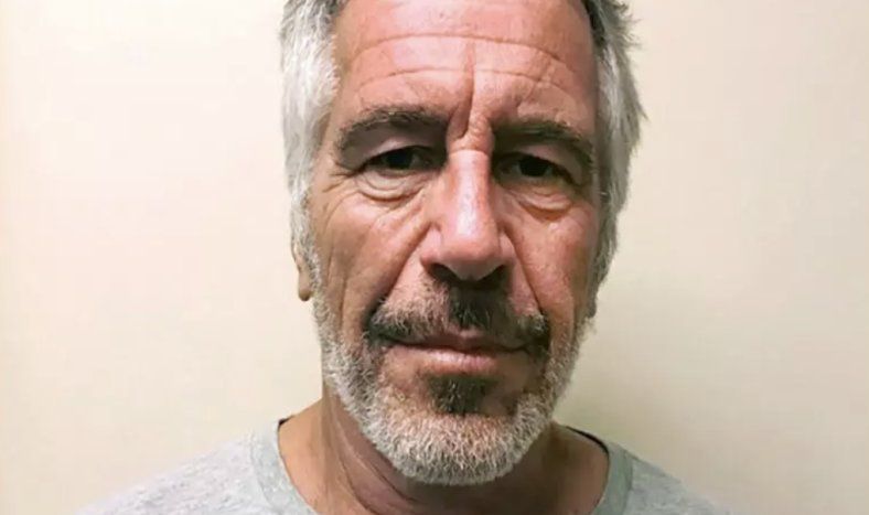 Jeffrey Epstein en una fotografía tomada para el registro de delincuentes sexuales de la División de Servicios de Justicia Penal del Estado de Nueva York el 28 de marzo de 2017.