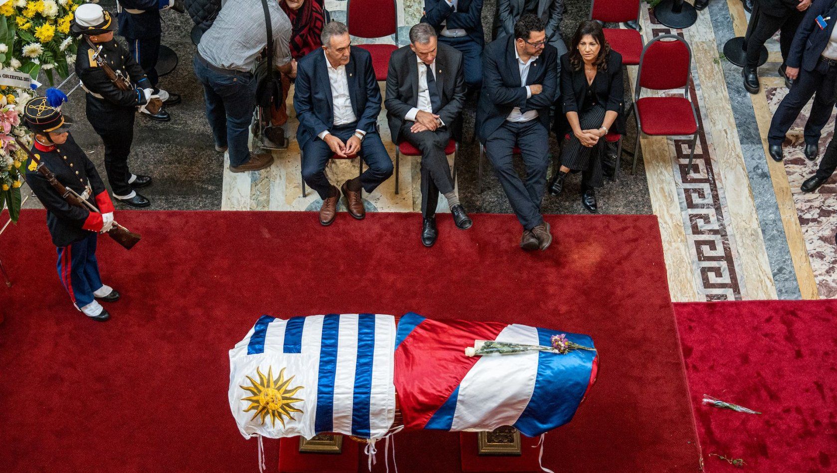 Durante el velatorio de José Mujica, tras su fallecimiento, en el Salón de los Pasos Perdidos del Palacio Legislativo de Montevideo