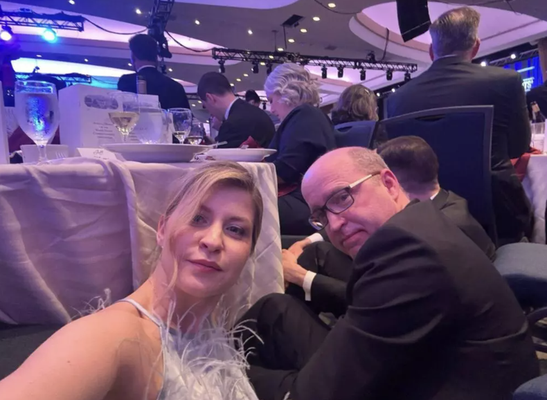 La embajadora de Ucrania en Estados Unidos, Olga Stefanishyna, en el hotel Washington Hilton durante el tiroteo.