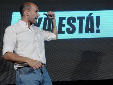 Martín Lema durante su lanzamiento de campaña para la Intendencia de Montevideo Martín Lema durante su lanzamiento de campaña para la Intendencia de Montevideo