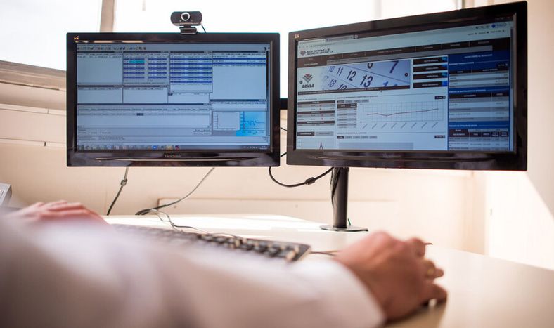 Pantallas de operaciones de la Bolsa Electrónica de Valores (Bevsa)