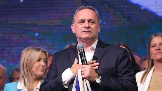 Álvaro Delgado Álvaro Delgado