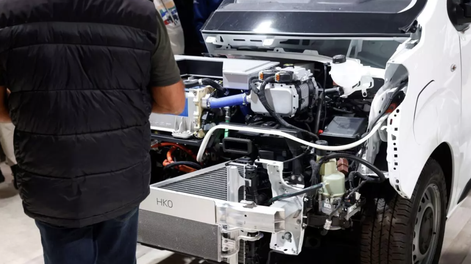 Stellantis presentó sus furgonetas comerciales de pila de combustible de hidrógeno en el Salón del Automóvil de París el año pasado