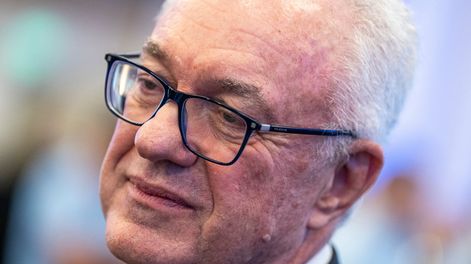 Mario Lubetkin durante la presentación del nuevo gabinete de gobierno