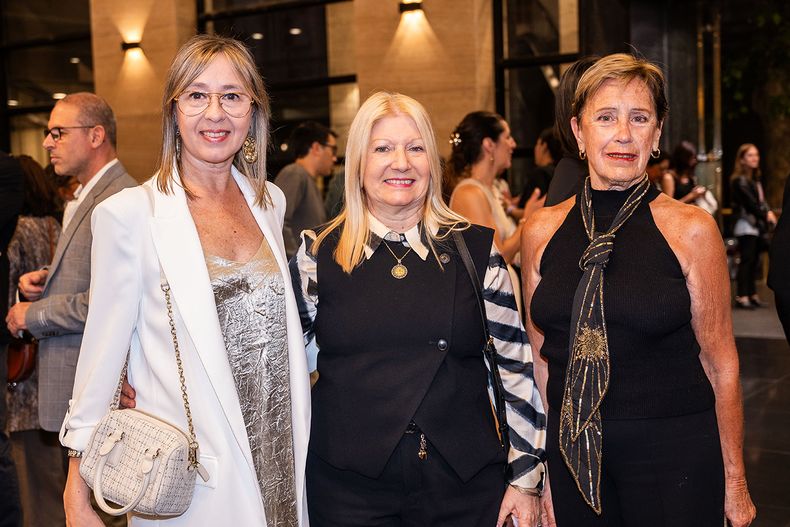 Inés Leguisamo, Silvana Pagliaro y Beatriz Iruleguy.