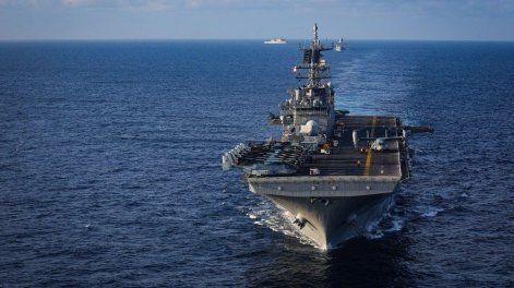 Buque USS Iwo Jima en el Caribe