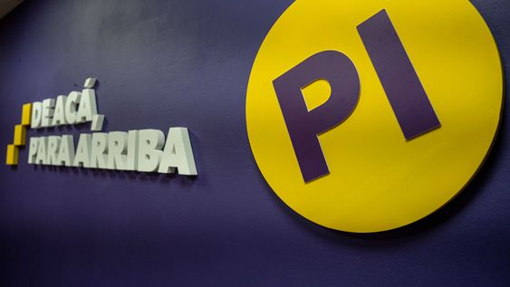 Logo del Partido Independiente en su sede Logo del Partido Independiente en su sede