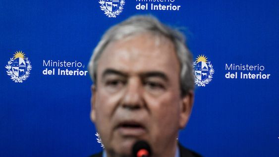 Luis Alberto Heber en conferencia de prensa en la sede del Ministerio del Interior. Foto: Javier Calvelo / adhocFOTOS Luis Alberto Heber en conferencia de prensa en la sede del Ministerio del Interior. Foto: Javier Calvelo / adhocFOTOS