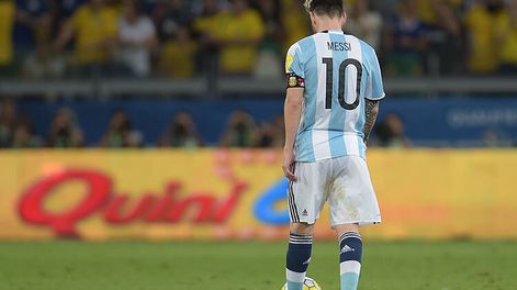 imagen de La reacción furiosa de Lionel Messi tras el fiasco de Argentina ante Brasil